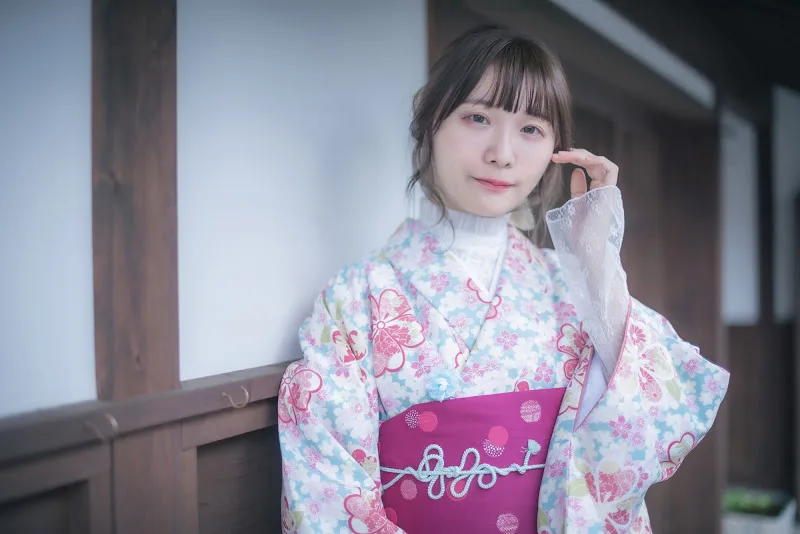 浴衣姿の女性