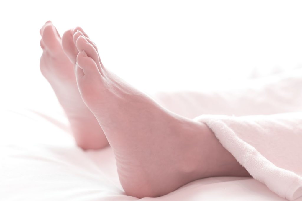 足を伸ばしている様子