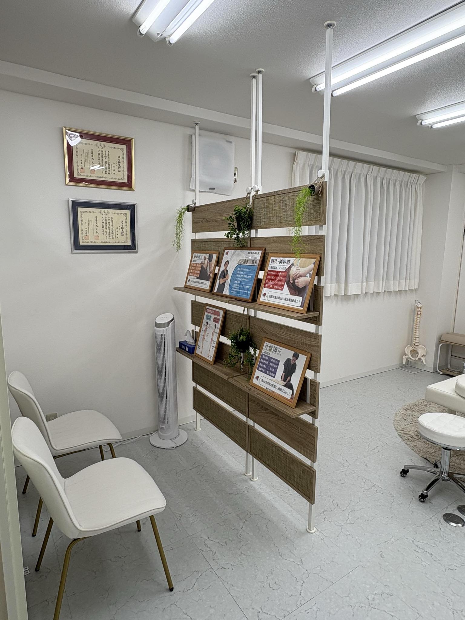 NAORU整体 北千住院　待ち合い