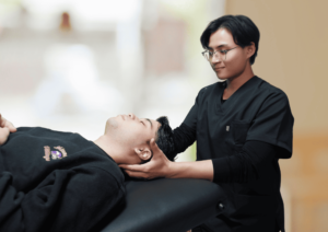 NAORU整体 笹塚院　施術風景