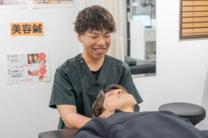 NAORU整体 上北沢院　施術